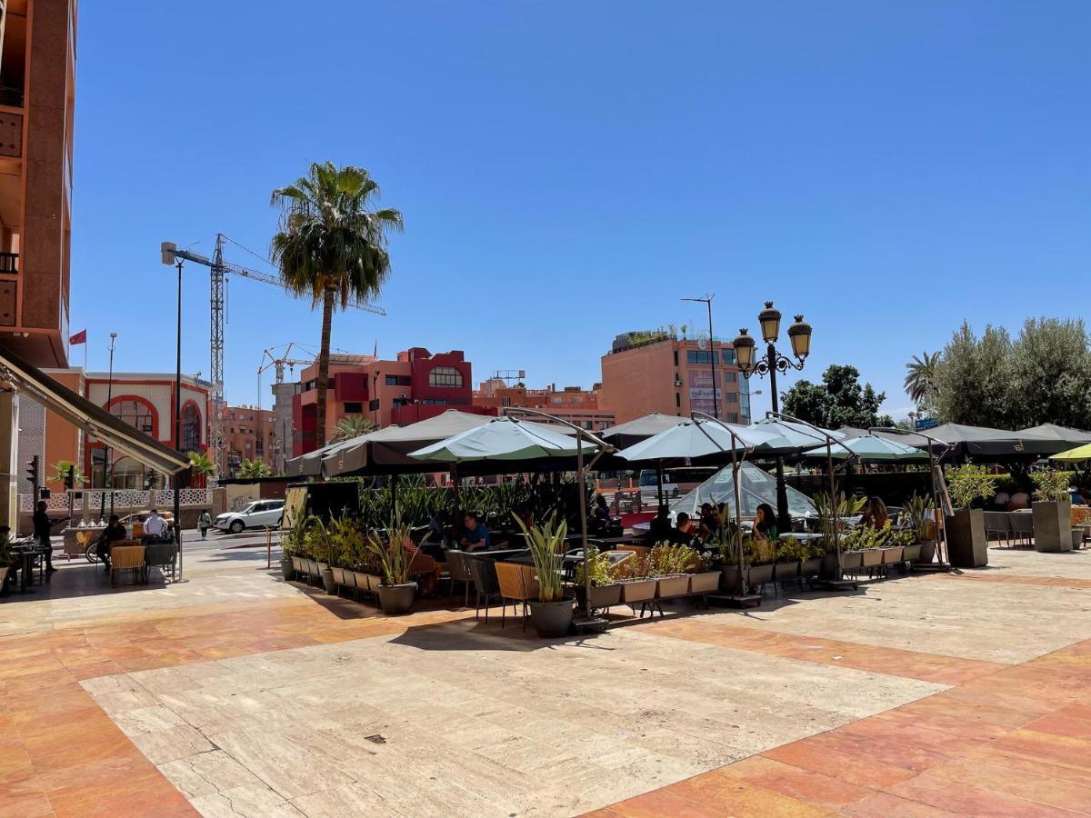 Appartement Chic Gueliz Plaza Avec Vue Marrakesh Esterno foto