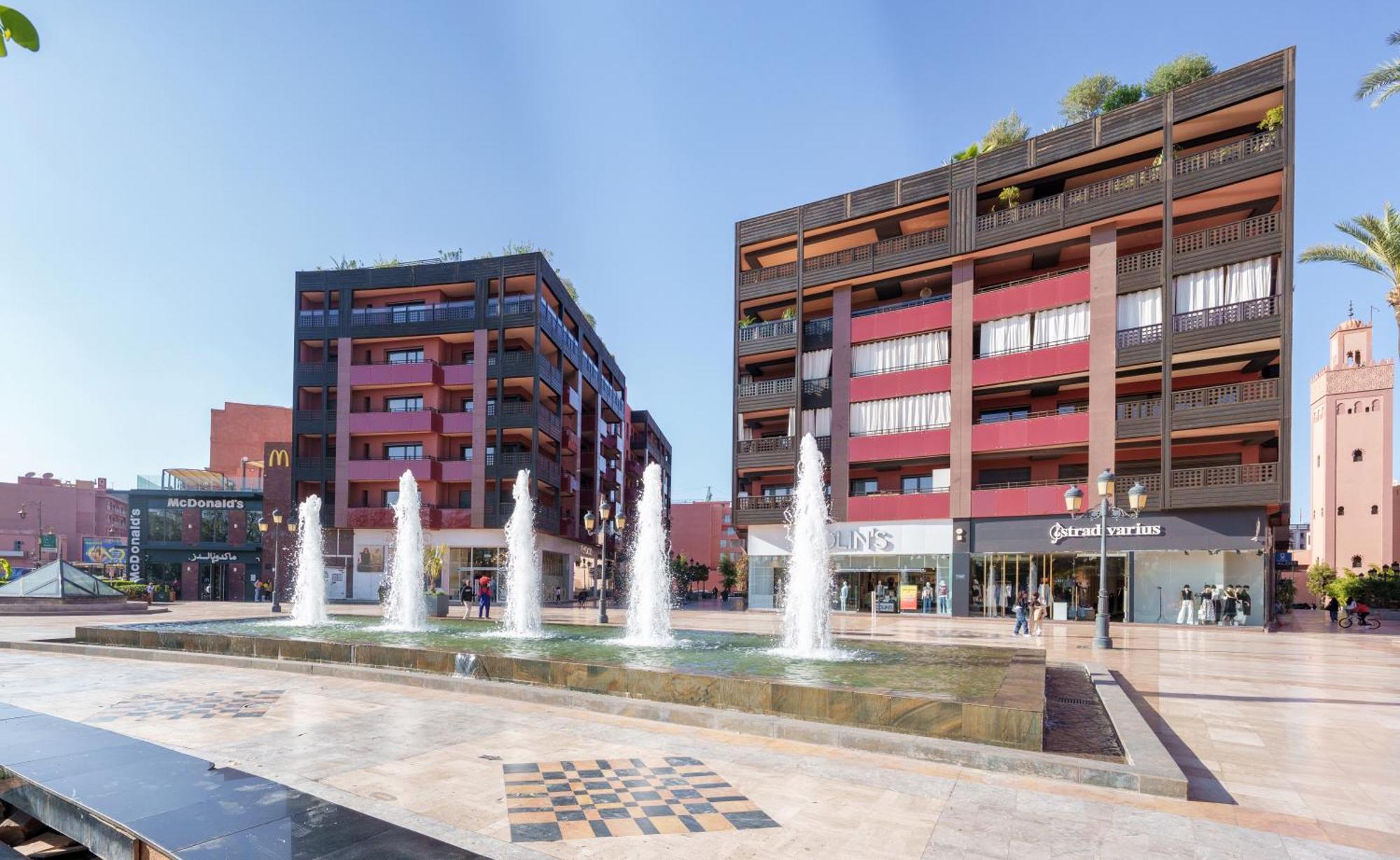 Appartement Chic Gueliz Plaza Avec Vue Marrakesh Esterno foto