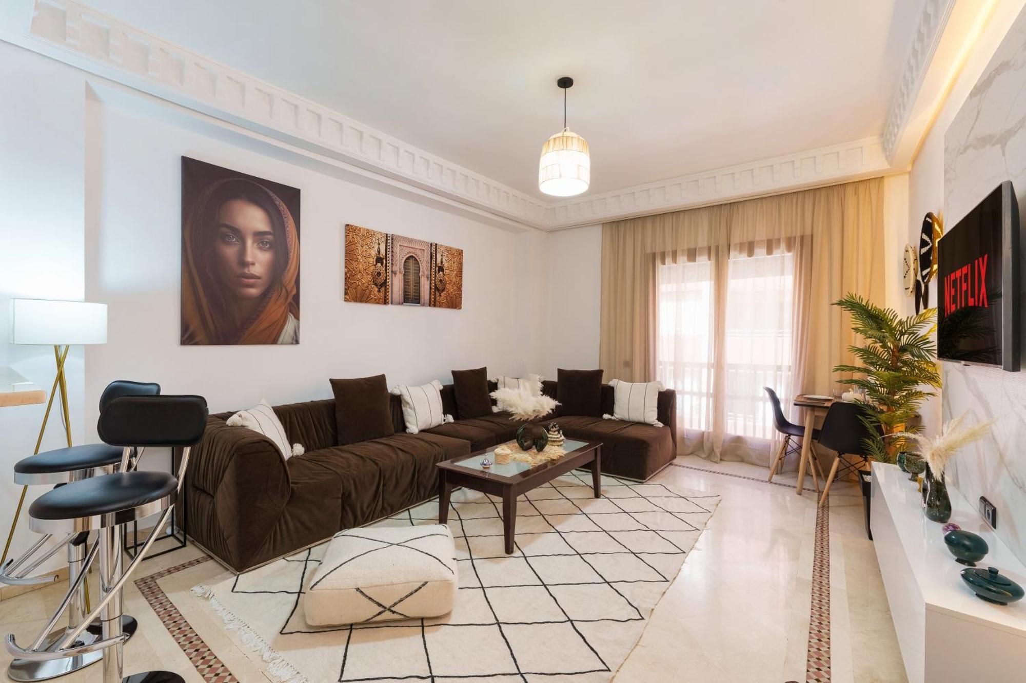 Appartement Chic Gueliz Plaza Avec Vue Marrakesh Esterno foto